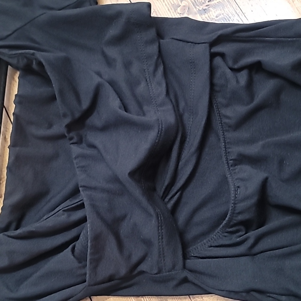 Black Sammi Cut Out Bodysuit - Picture 4 of 4